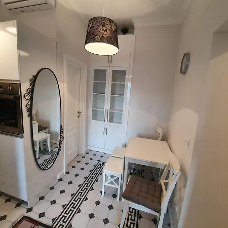 Apartment Center Slavija Square Iii *
